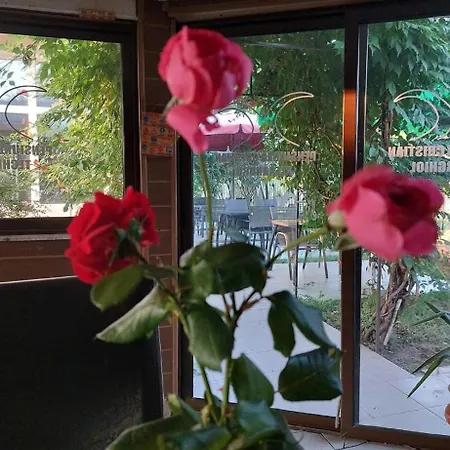 Pensiunea Cristian Alexandru טקירגיול